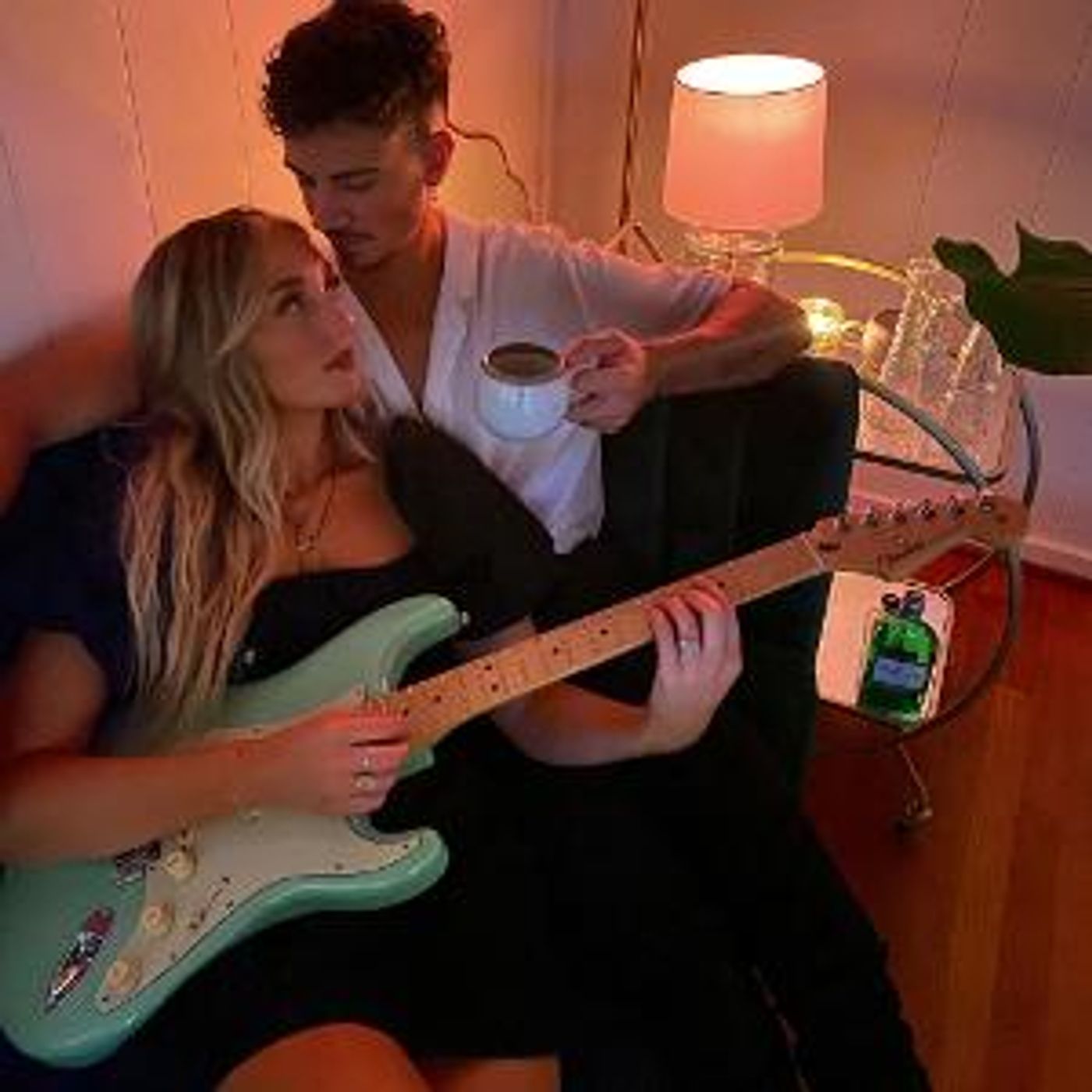 Starry-Eyed Indie-Electronic Duo HOFFEY Release Future-bass 'Coffee' Single  Image