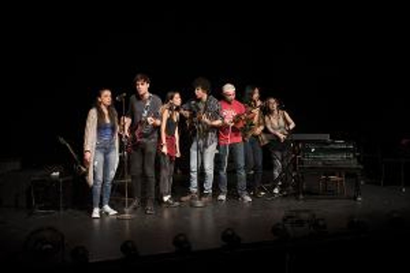 THE FLING LP Receives World Premiere  Image