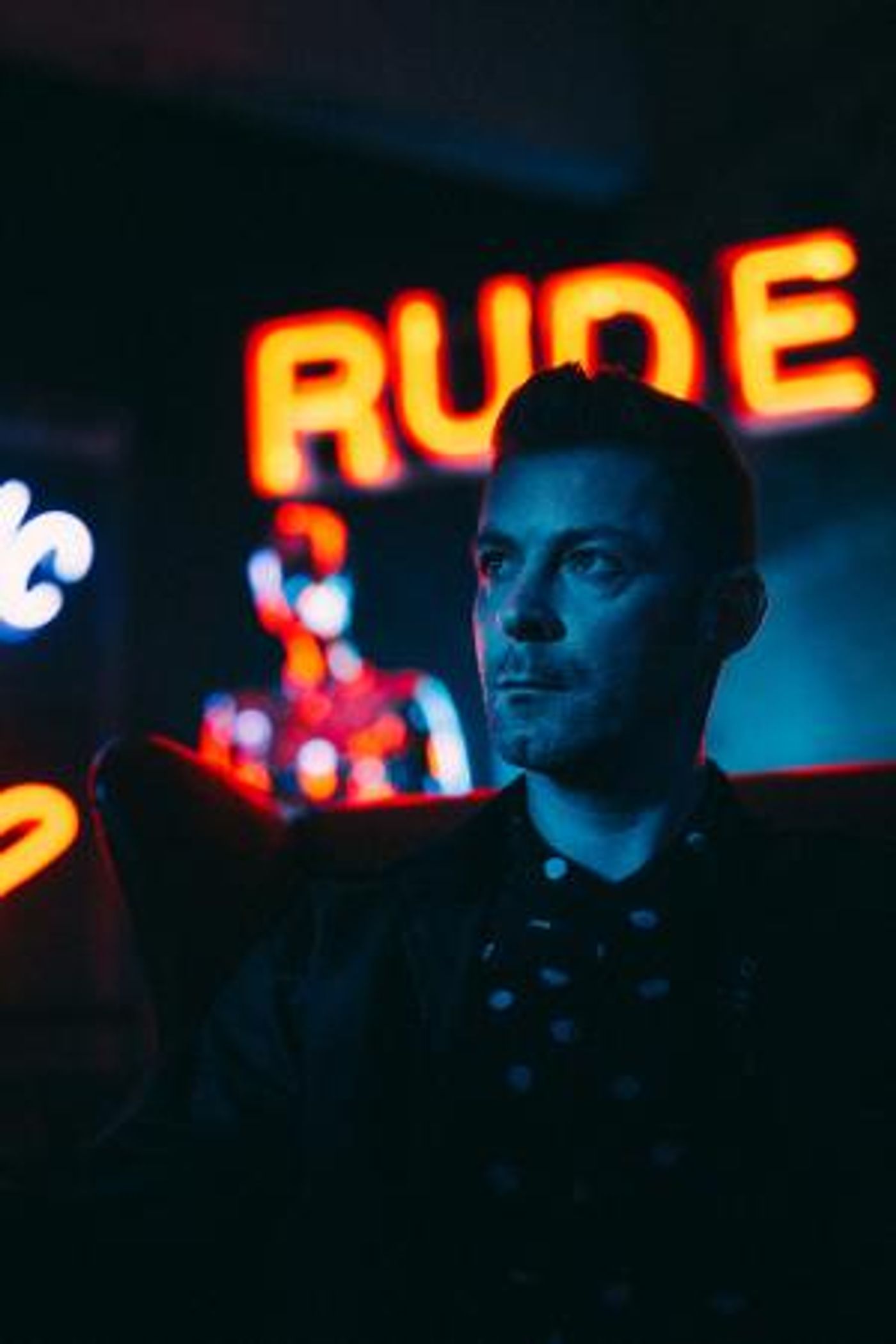 Michael Oakley Releases 'Odyssey' Album  Image