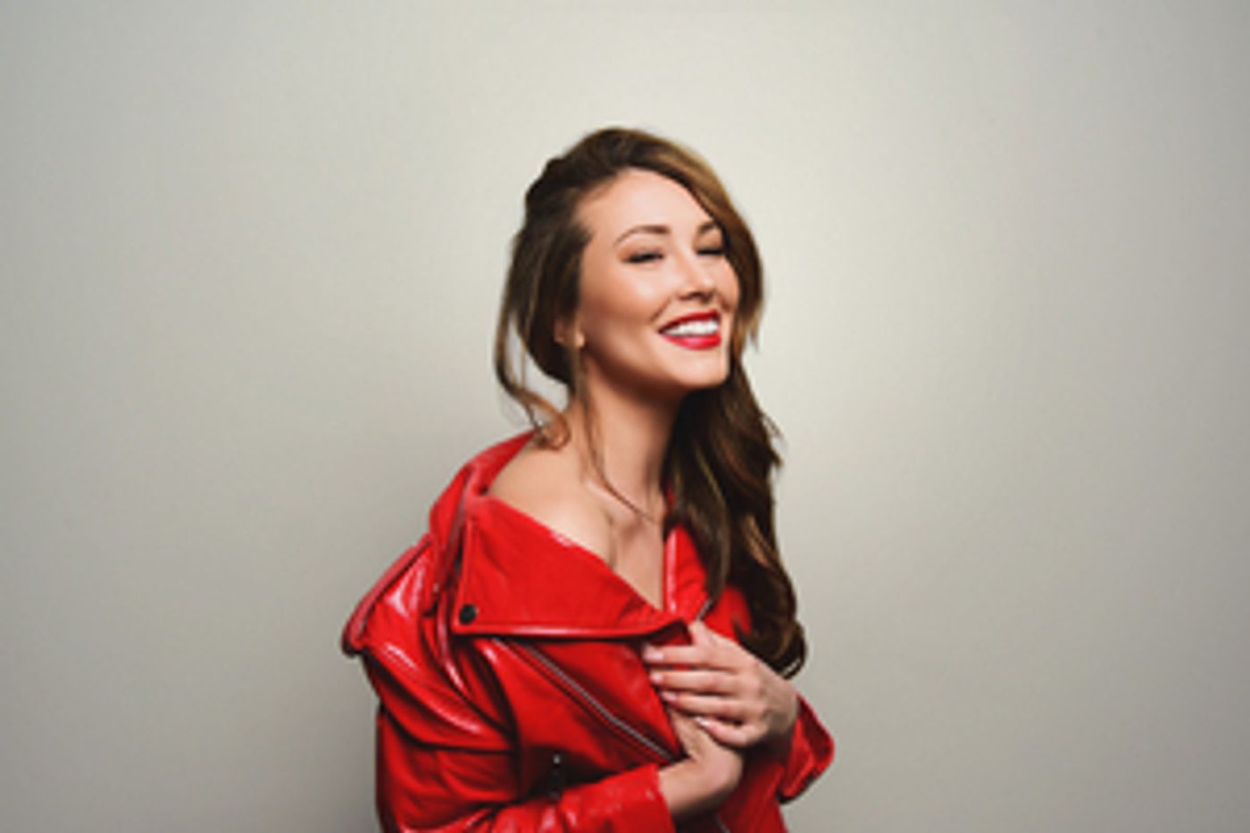 Loren Allred Of THE GREATEST SHOWMAN To Make NYC Concert Debut at Joe's Pub  Image