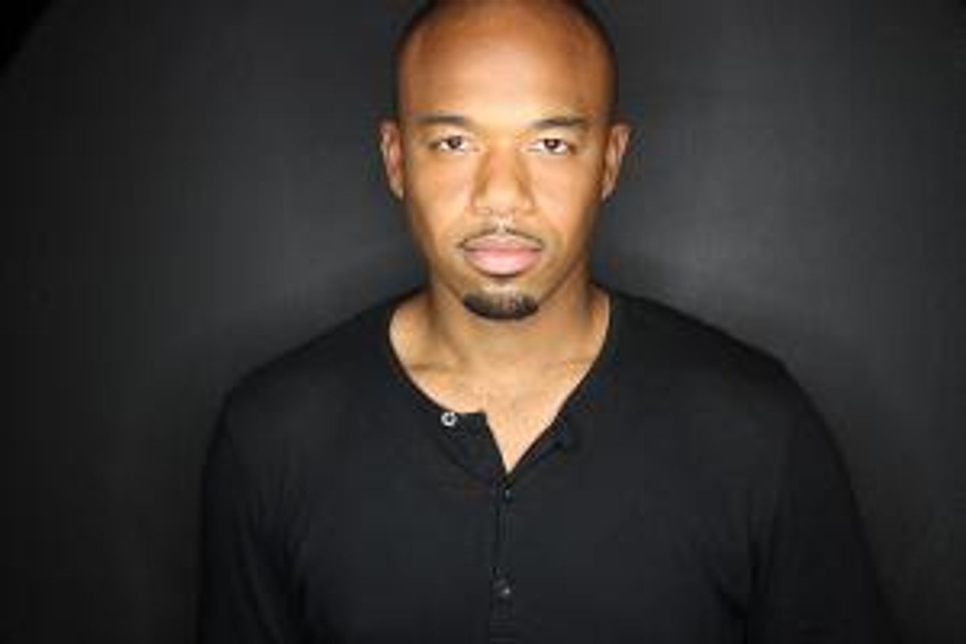 Rob Murat Releases New Single 'Runaway'  Image