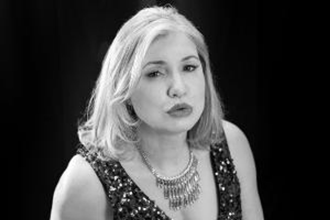 RAINING RED ROSES: THE HILDEGARD KNEF STORY Announced At Ayers House This February  Image