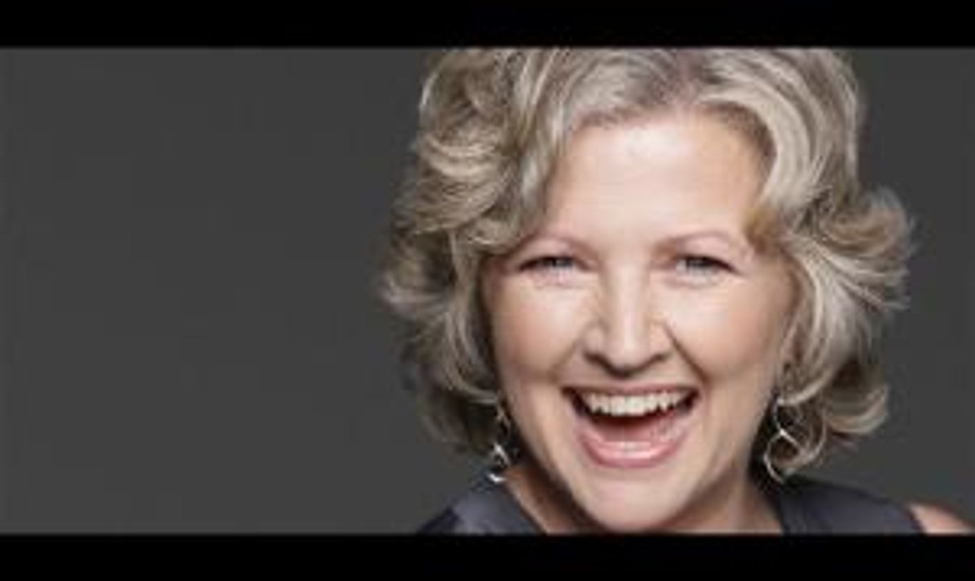 Carolyn German Gives UNSOLICITED ADVICE At Don't Tell Mama  Image