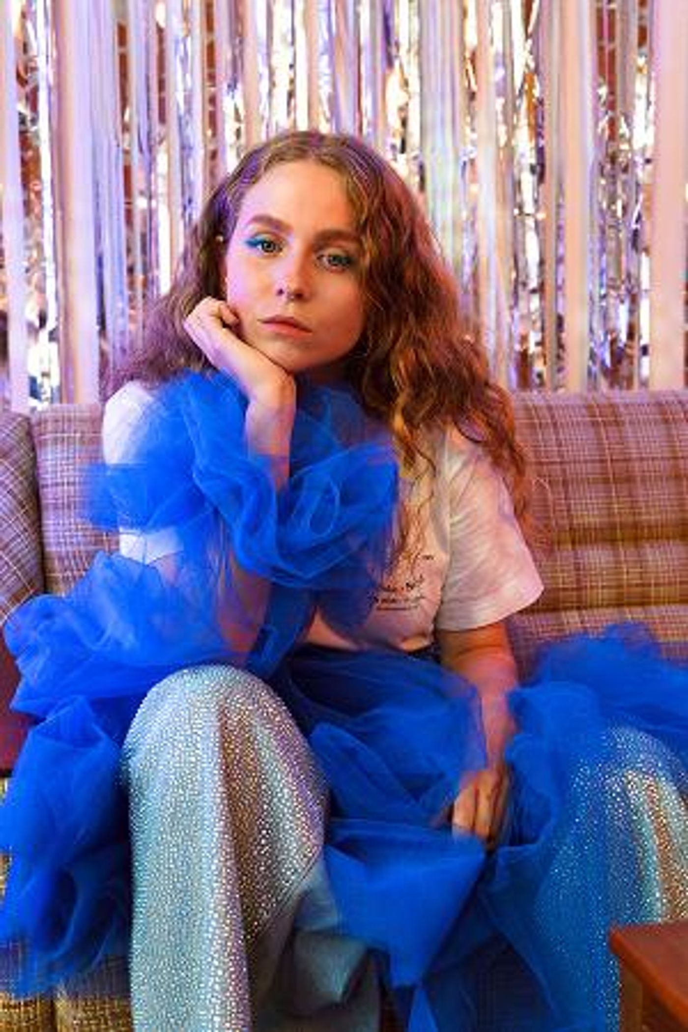 Norwegian Singer-Songwriter Moyka Debuts New Single, 'Illusion'  Image