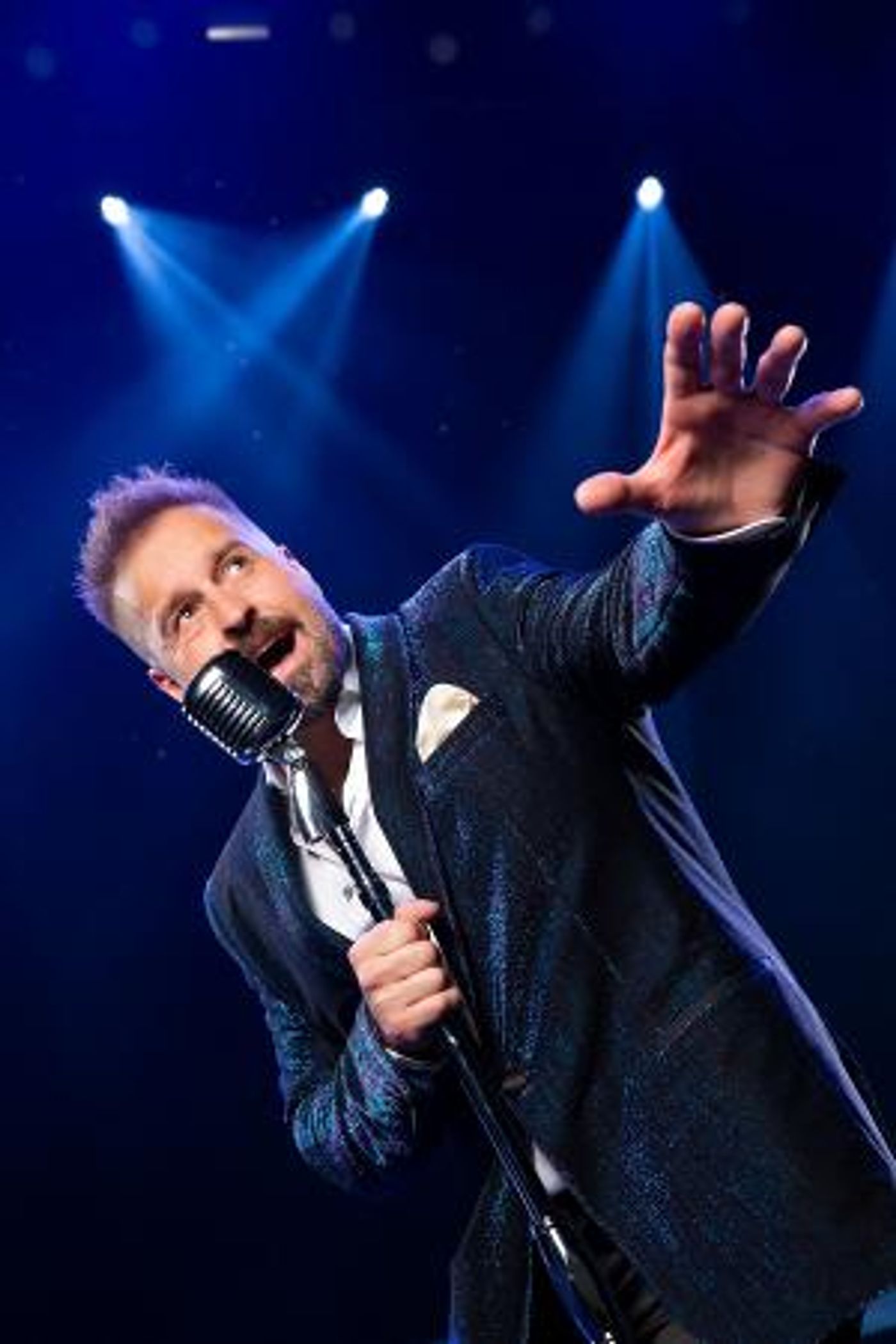 Alfie Boe And Special Guest John Owen-Jones Will Perform an Exclusive Last Night Of The Proms Concert  Image