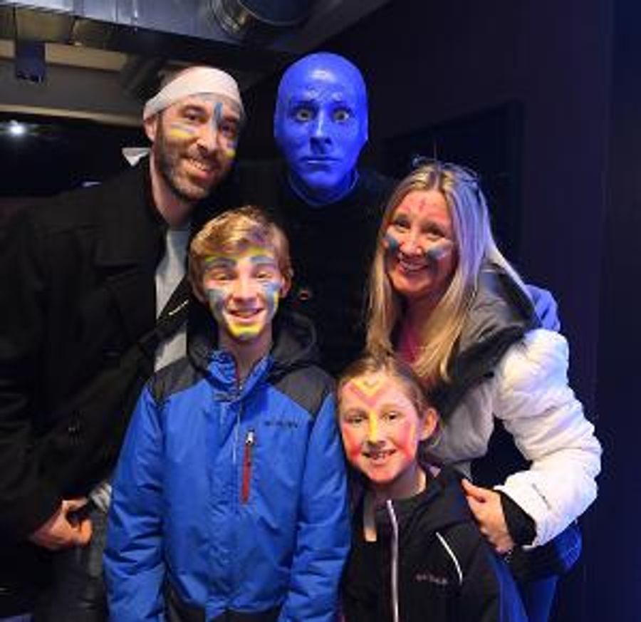 Blue Man Group Boston Kicks Off 25th Anniversary Celebration During February School Vacation Week Image