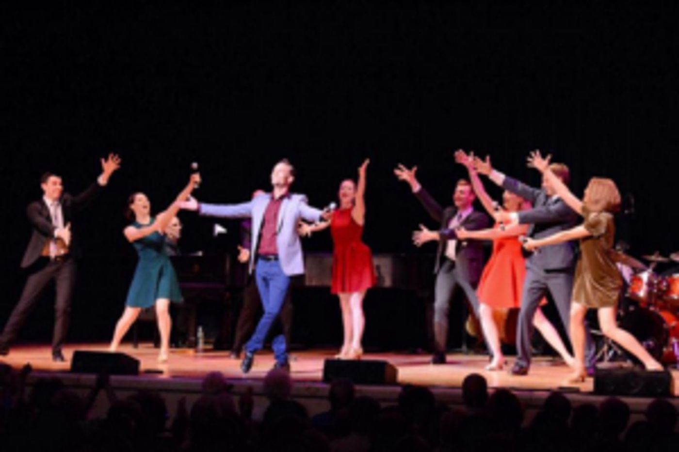 Town Hall Presents BROADWAY SINGS Free Concert At Bryant Park  Image