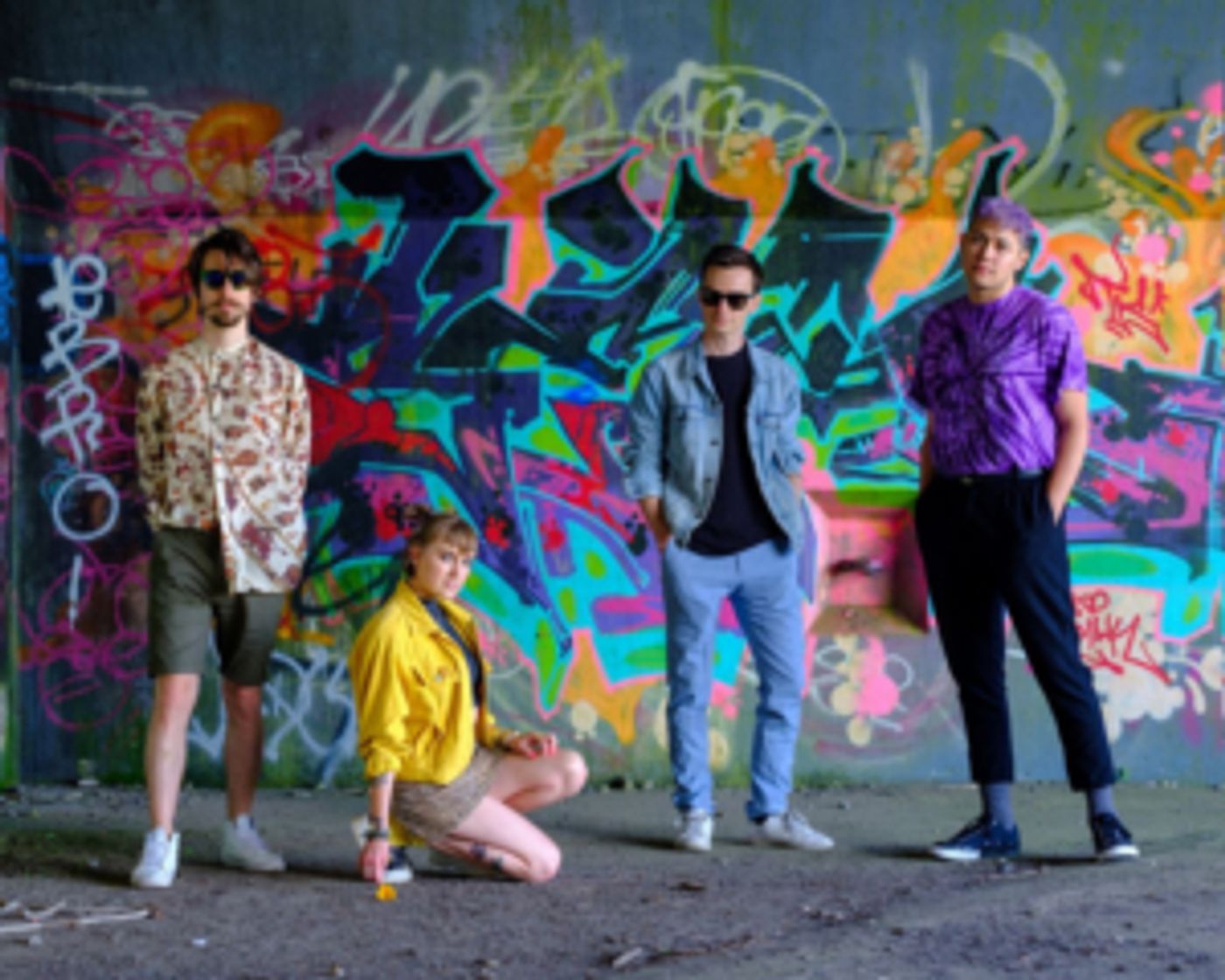 UV Rays Share 'Faster Now' Single On The 405, 'The Right Stuff' EP Out 8/9  Image