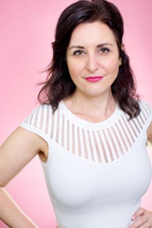 Alison Mahoney Replaces Leigh Barrett In Season 54 At The Weathervane Theatre  Image