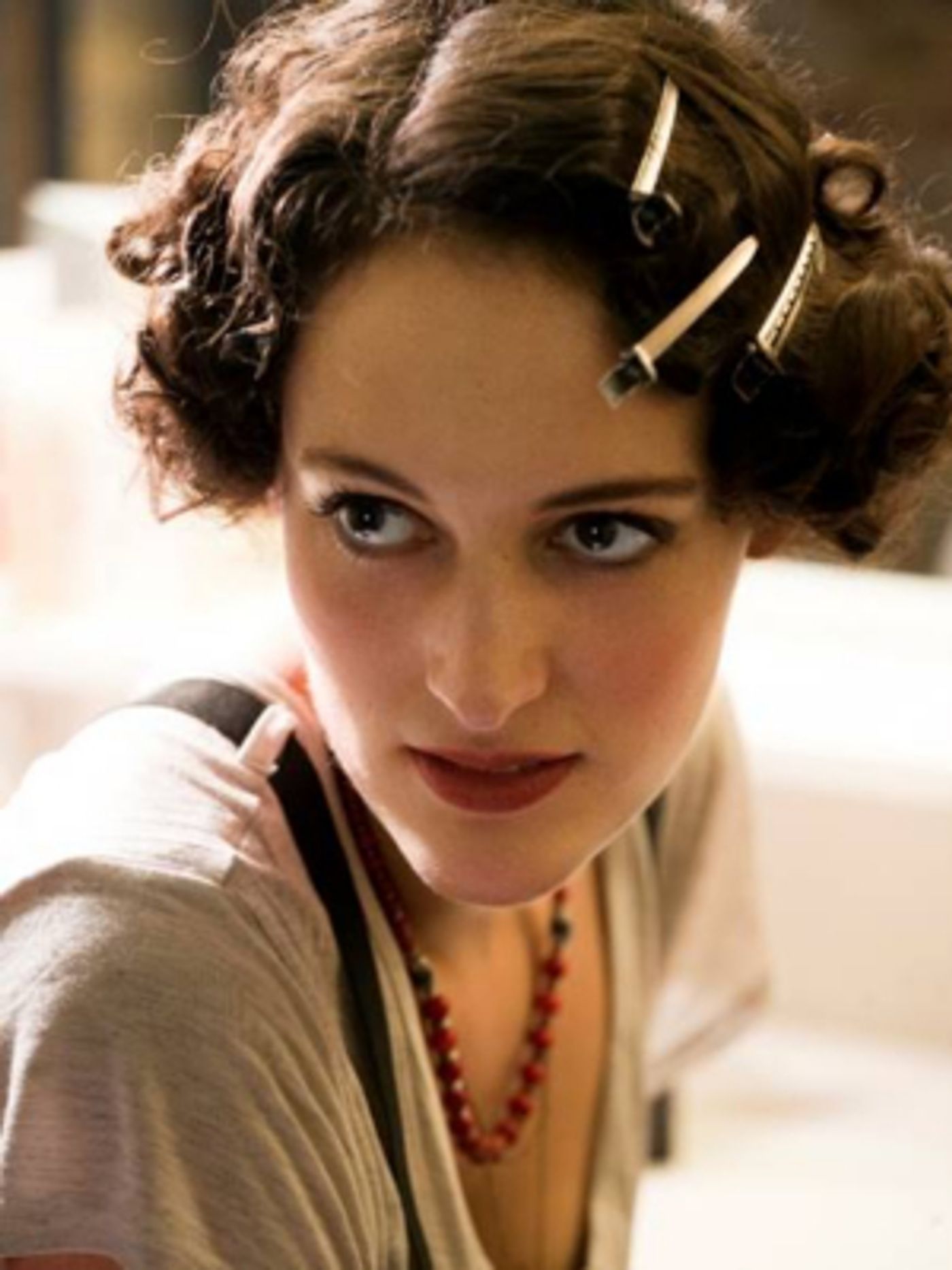 Simon Annand Photo Exhibition Featuring Judi Dench, Jude Law and More to Be Displayed at the Lawrence Batley Theatre  Image