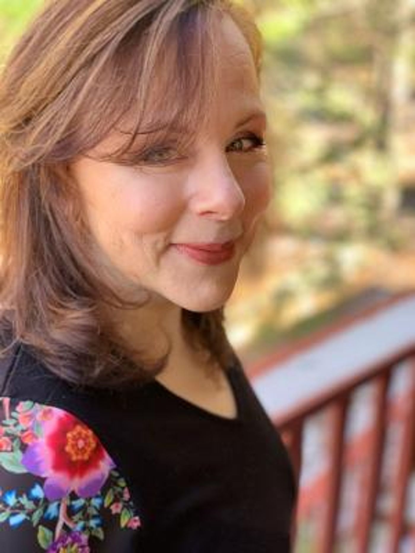 Shepard Hills Golf Club Presents Comedy Under the Stars With Mary Dimino and Vinnie Mark  Image