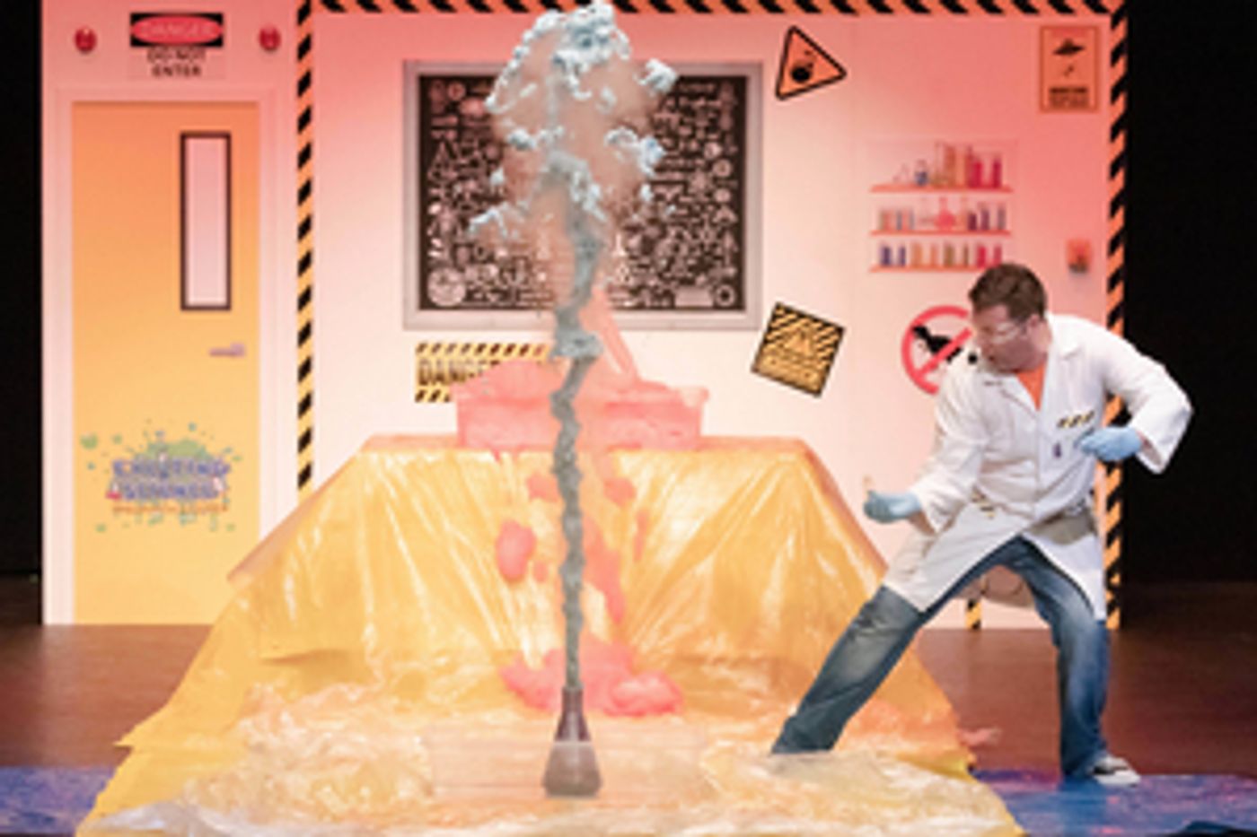 EXCITING SCIENCE Comes to Parr Hall  Image