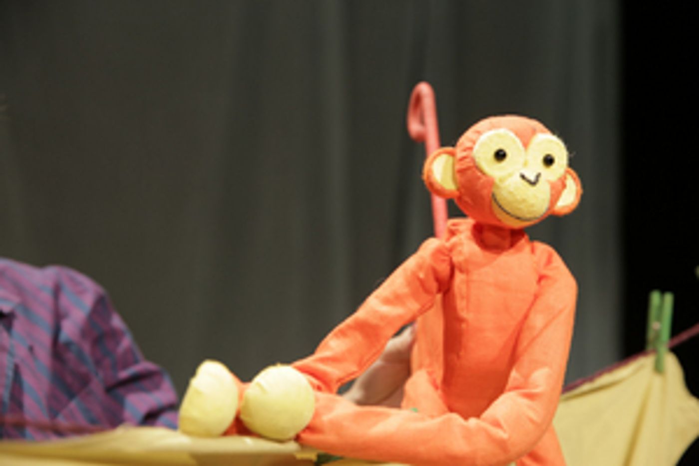 FIVE LITTLE CHRISTMAS MONKEYS Comes To Park Theatre  Image