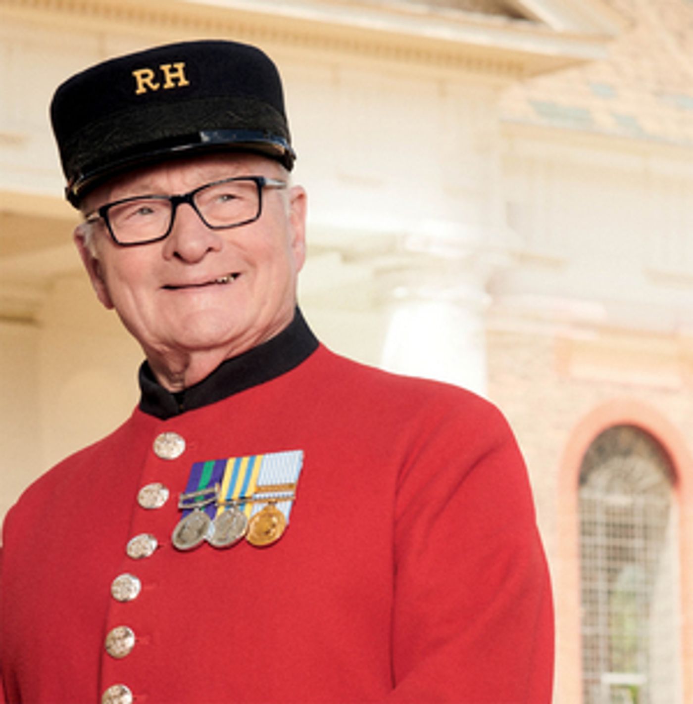 Britain's Got Talent Winner Colin Thackery Heads To Parr Hall  Image