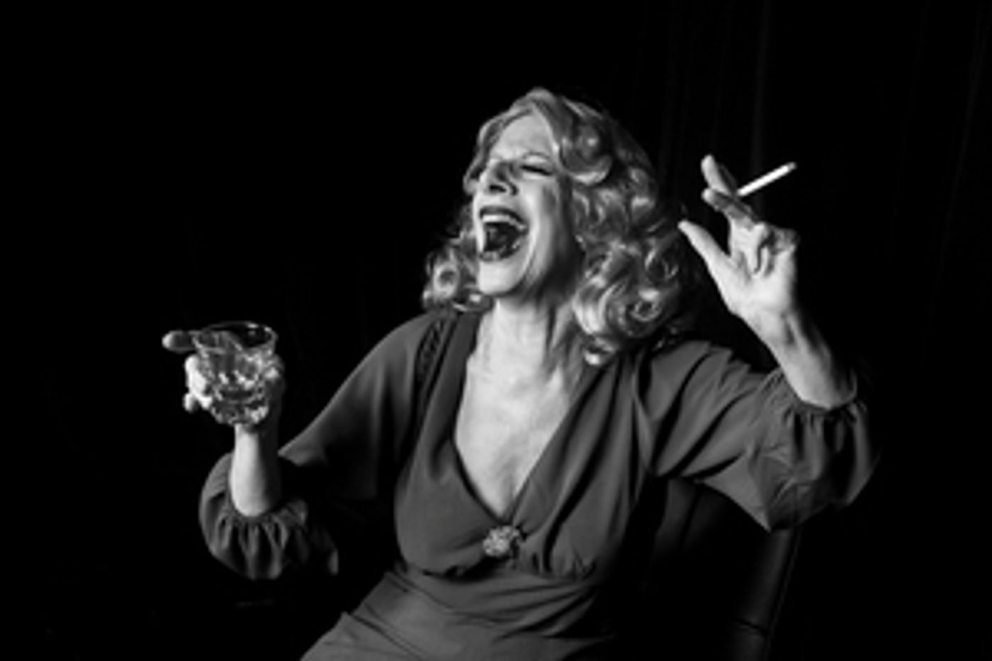 Vintage Theatre Presents The Regional Premiere Of LOOPED  Image