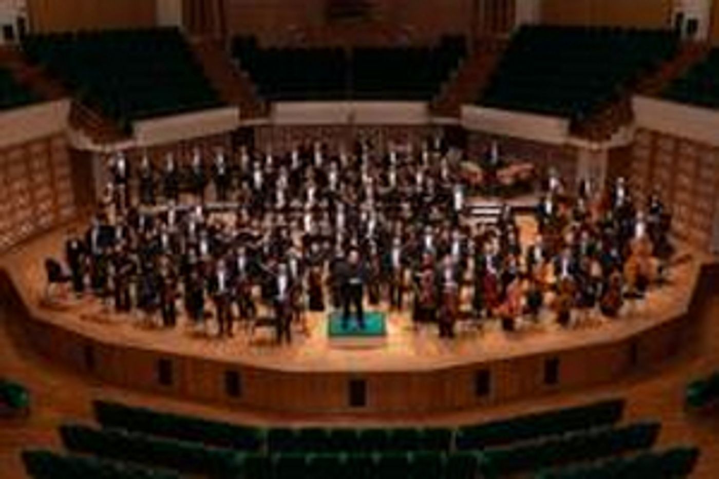 Hong Kong Philharmonic Orchestra Wins Gramophone Orchestra Of The Year Award  Image