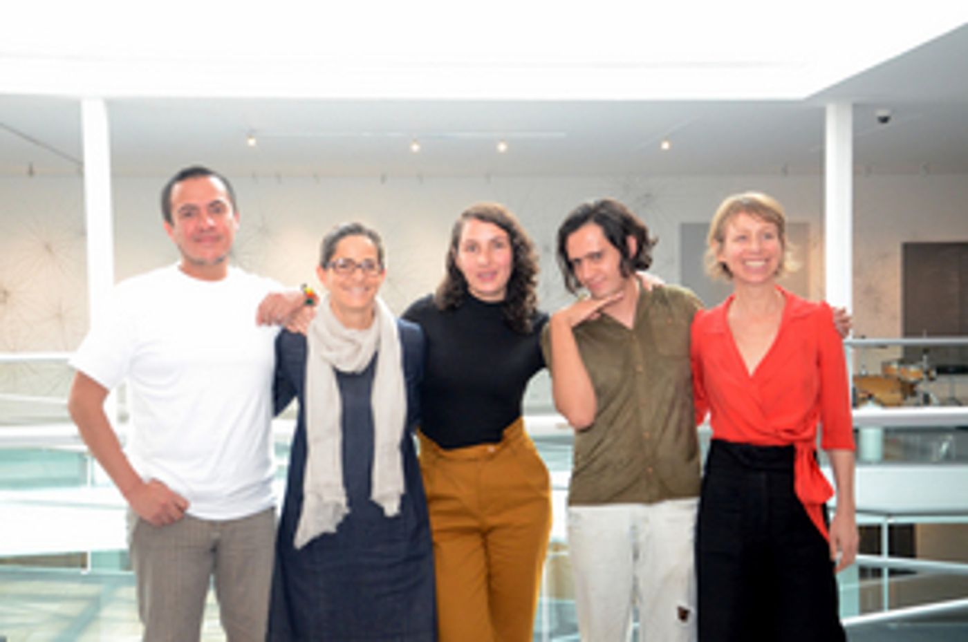 Moverse Para Nombrar Y Primera Gran Carrera Caminando & Texteando 2019, Nuevas Exposiciones En El Carrillo Gil  Image