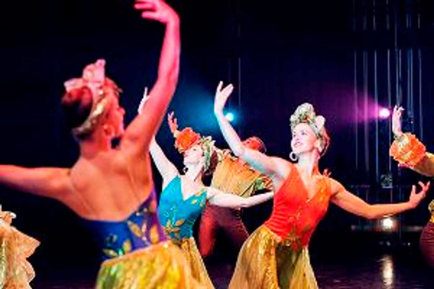 The Eisemann Center Presents COCKTAIL HOUR: THE SHOW  Image