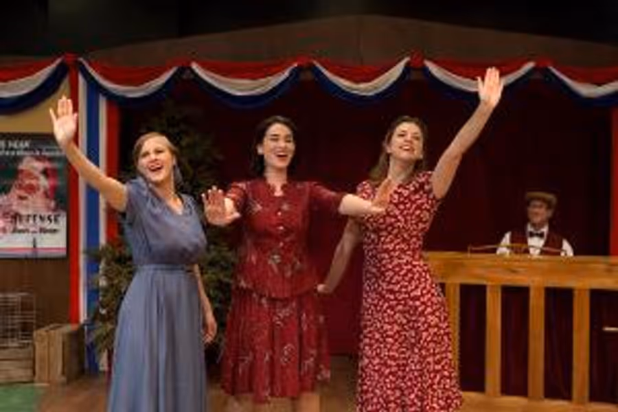 Off The Wall Celebrates Christmas With THE CAROLS Image