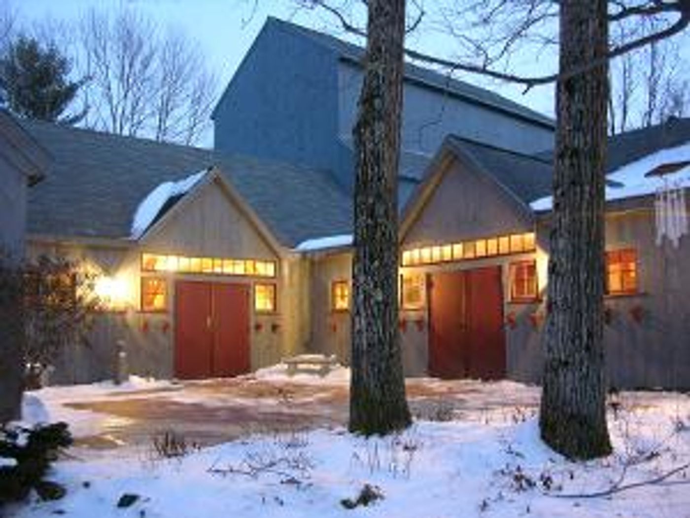 Peterborough Players Announces A TUNA CHRISTMAS  Image