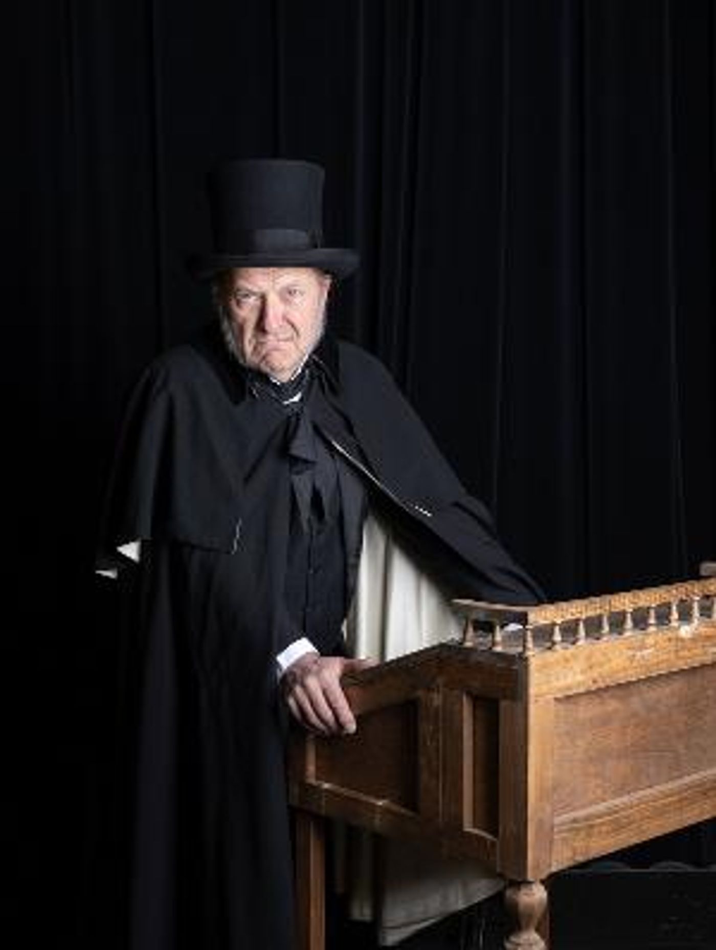 A CHRISTMAS CAROL Returns To The Hatbox This Holiday Season  Image