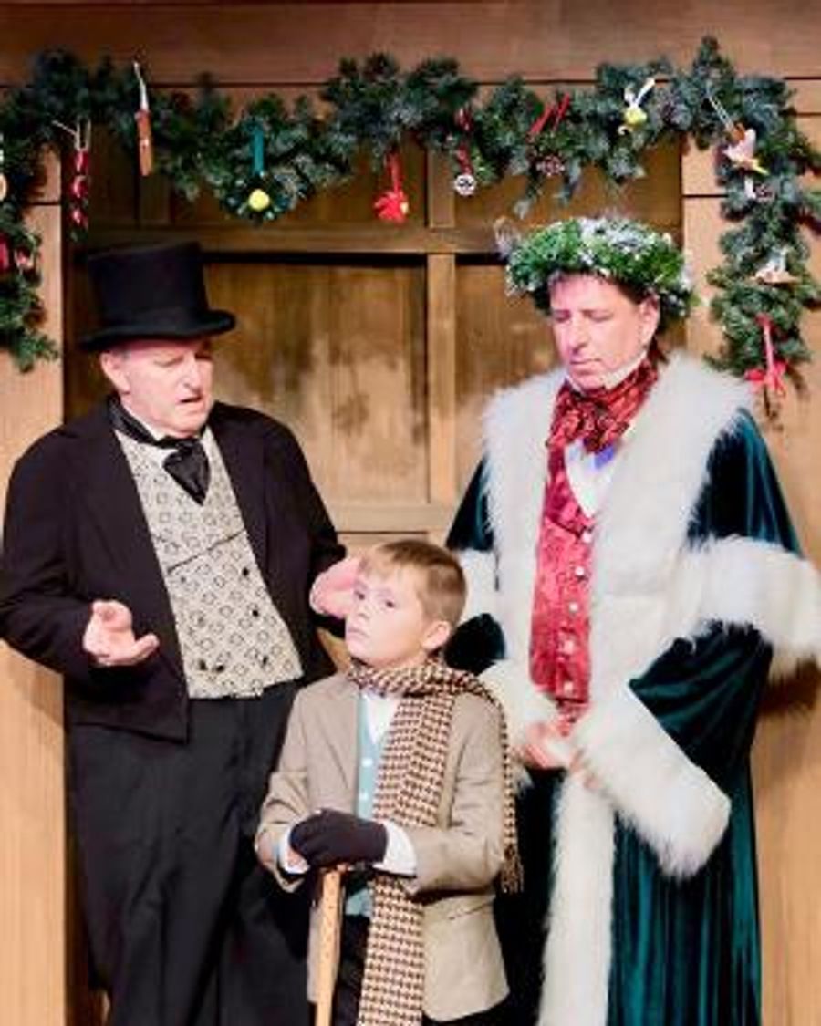 A CHRISTMAS CAROL Opening At The Long Beach Playhouse Image