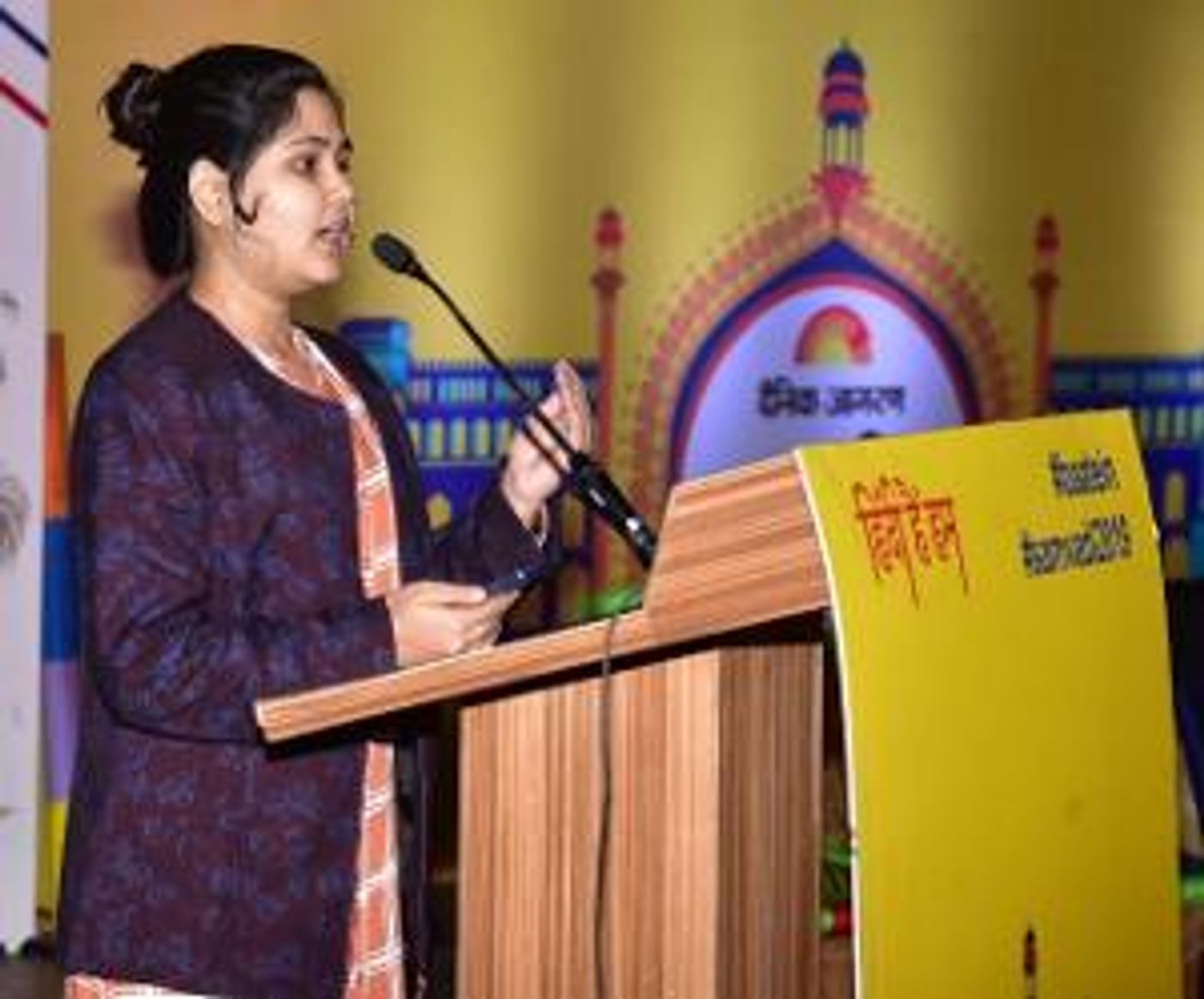 Future Writers Pitch Story Ideas To Leading Publisher  Image