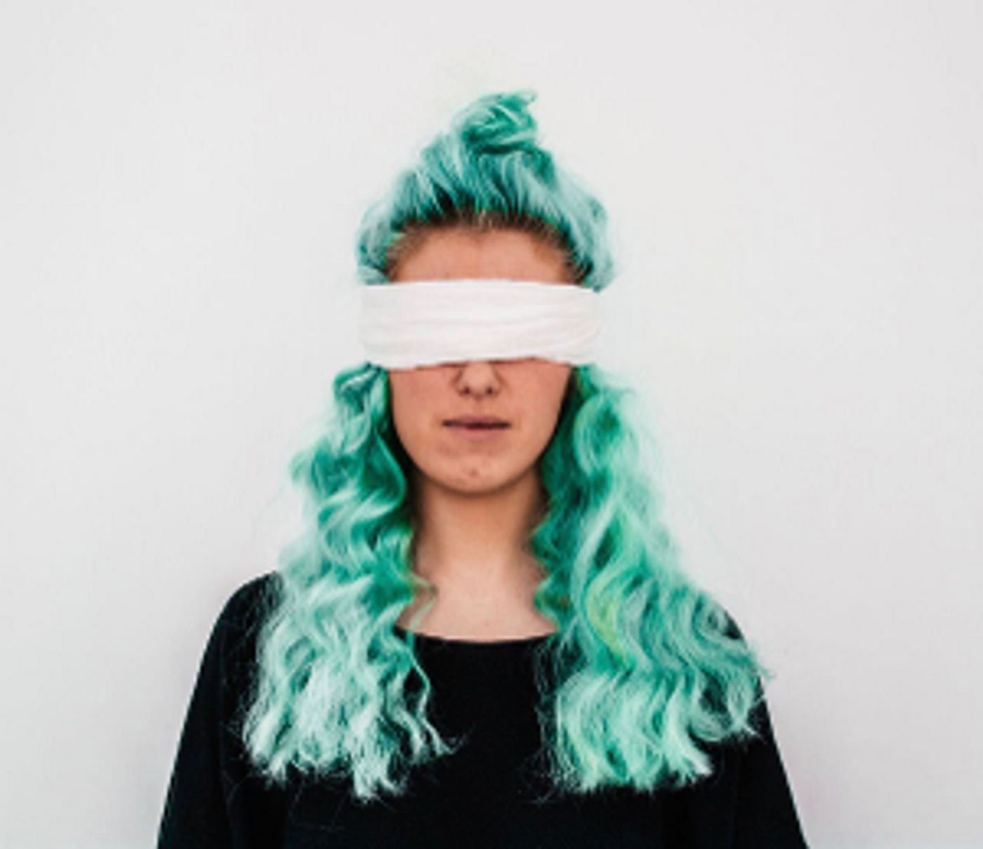 Critically Acclaimed Performance Poet Imogen Stirling On Debut Australian Tour  Image