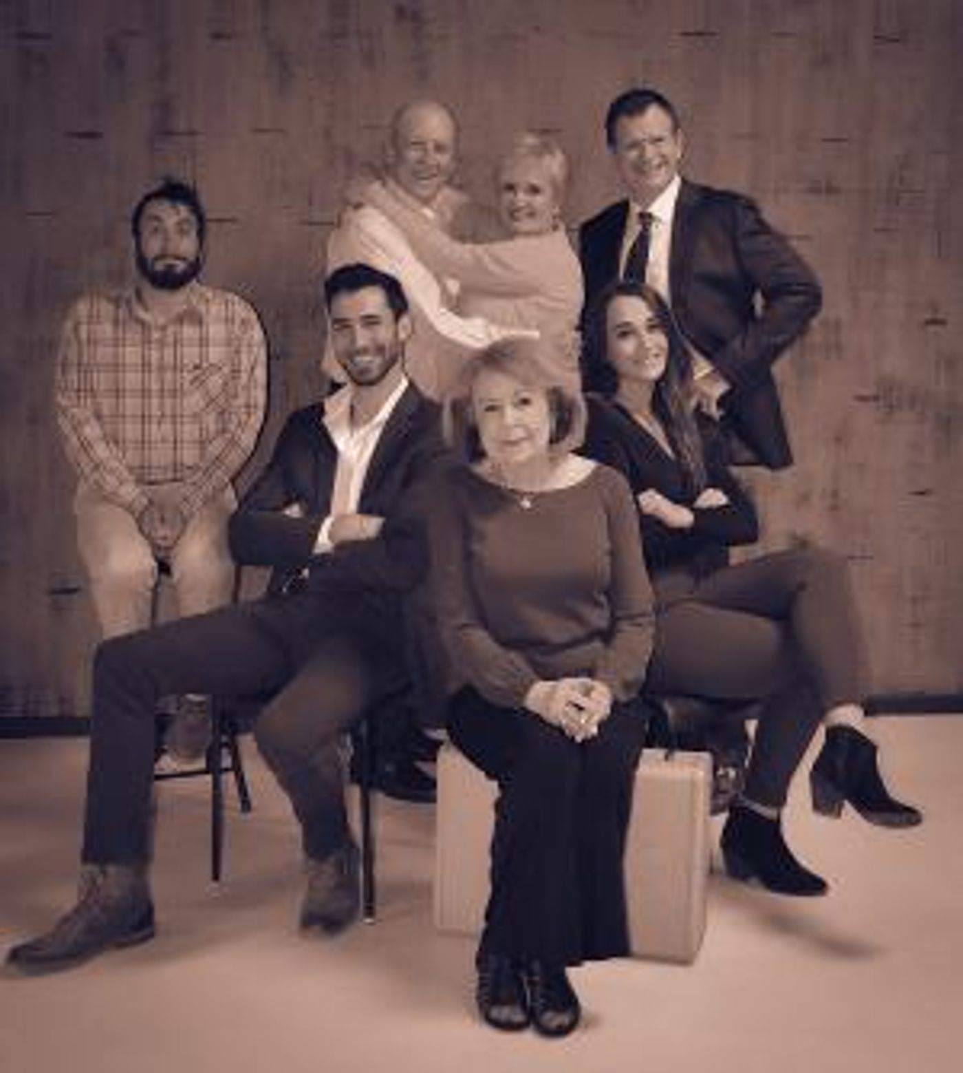 Cast Announced For MOON OVER BUFFALO At Hill Country Community Theatre  Image