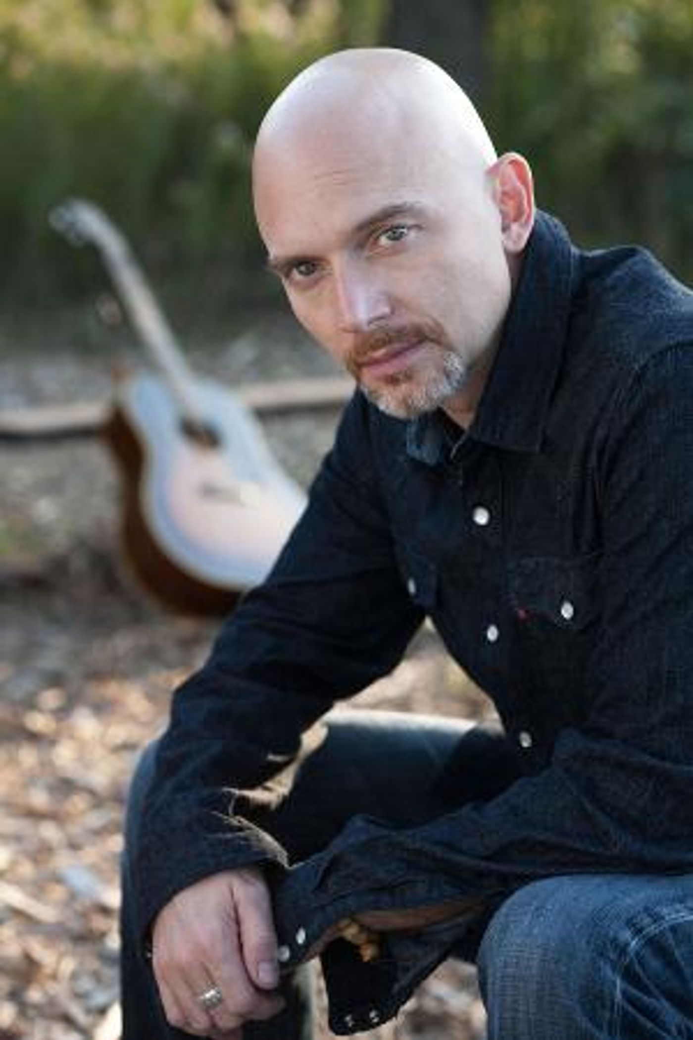 Michael Cerveris Plays a Solo Show at The Wine Goddess in Chicago  Image