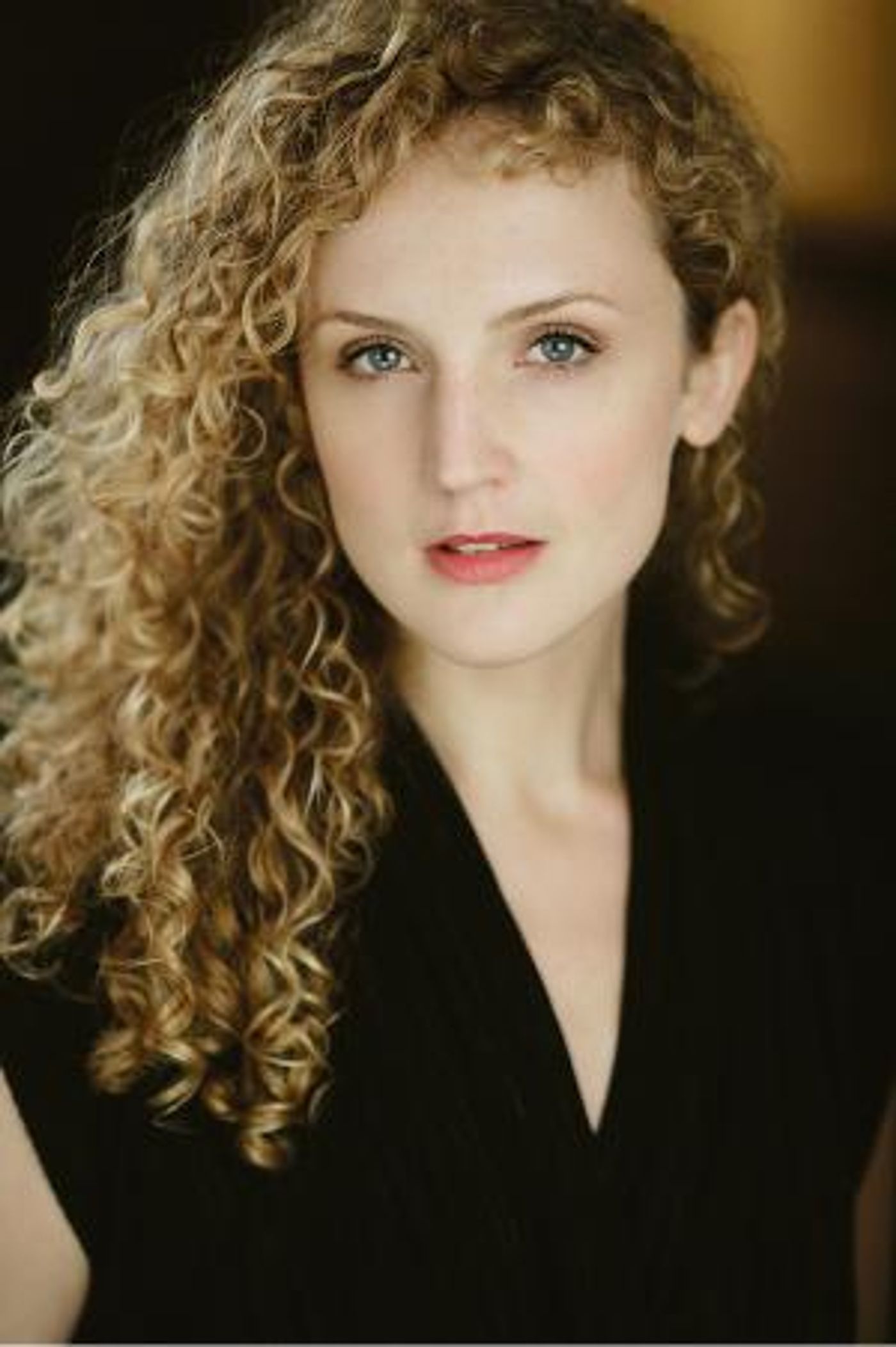 Samantha Eggers & Kevin Earley Star In Romantic Musical Comedy JANE AUSTEN'S EMMA  Image