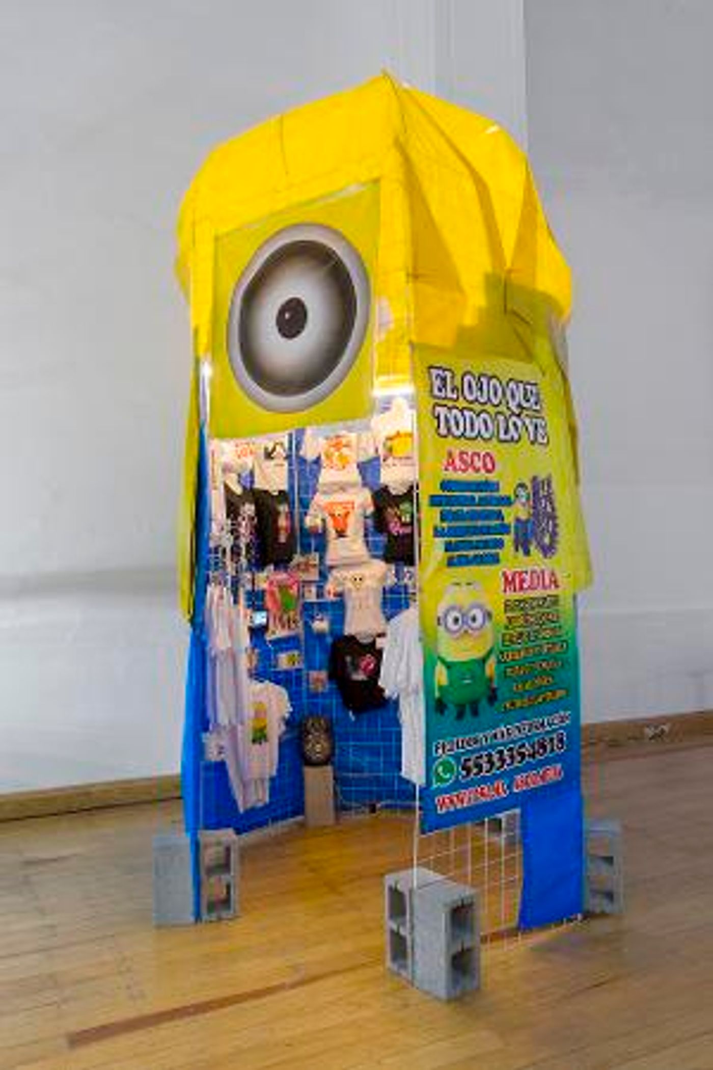 Últimos Días Para Visitar La Muestra Tecnopop En El LaboratorioArte Alameda  Image