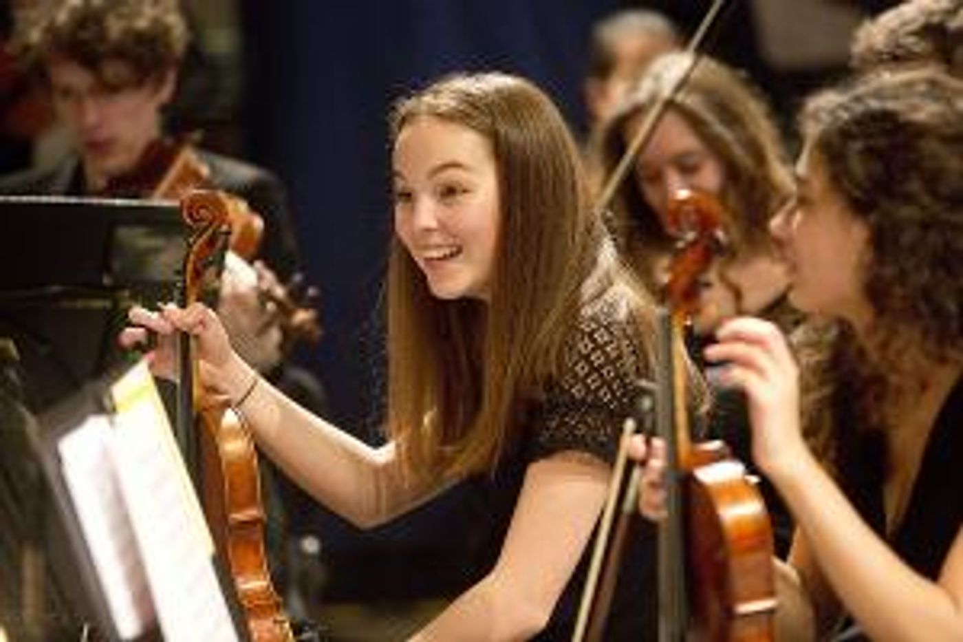 News: Stoneleigh Youth Orchestra Offering Two Children The Chance To Learn Viola For Free  Image