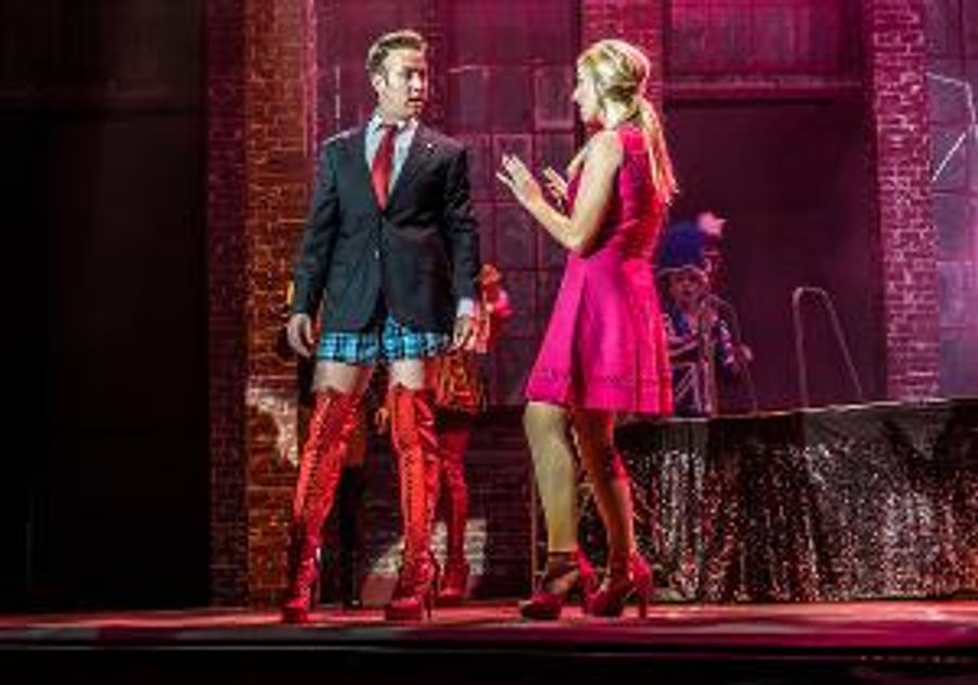The High-Heeled Hit KINKY BOOTS Struts Onto The Broadway Palm Stage  Image