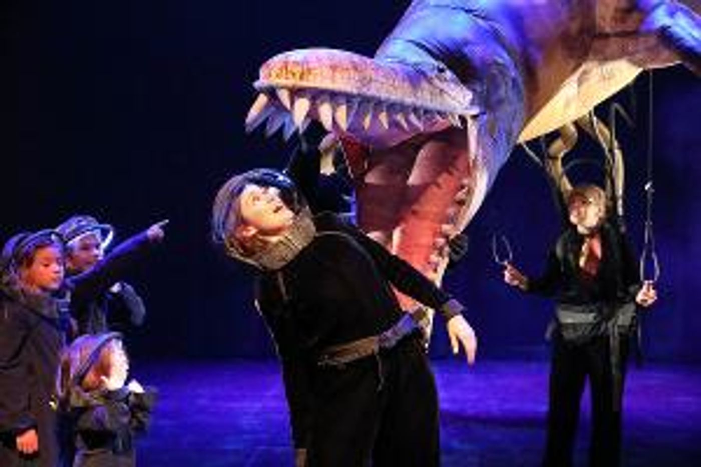 The Westerlies And Erth's DINOSAURS OF THE DEEP Come To MPAC In March  Image