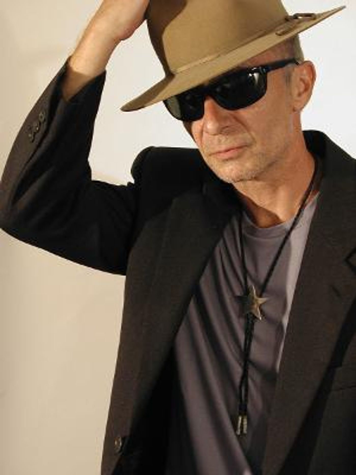 Acclaimed British Singer-Songwriter Graham Parker Comes To Montalvo  Image