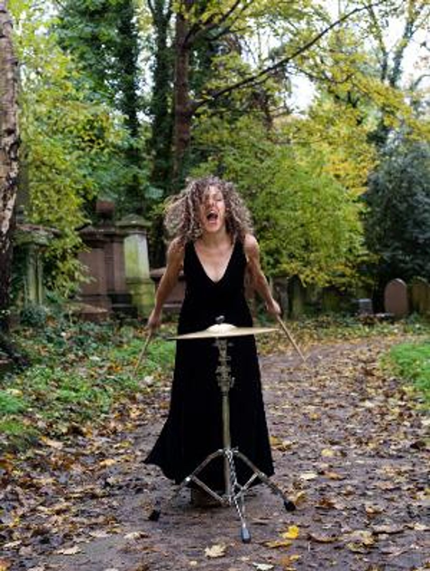 OUTRAGEOUS FORTUNE Will Embark on UK Tour  Image