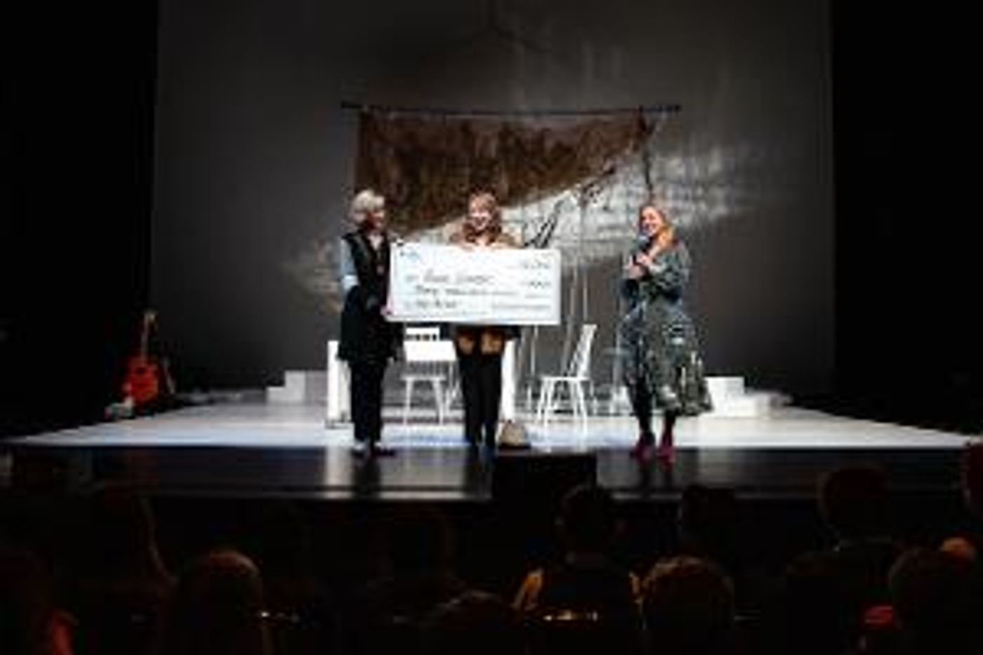 Duke Energy Awards $30,000 To The Peace Center's Peace Passport Field Trip Series  Image