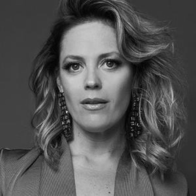 JAGGED LITTLE PILL Star Elizabeth Stanley Joins SESSIONS WITH THE STARS From The Gateway Image