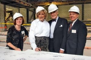 Philadelphia Theatre Co. Mourns The Loss Of Legendary Philanthropist Suzanne Roberts  Image