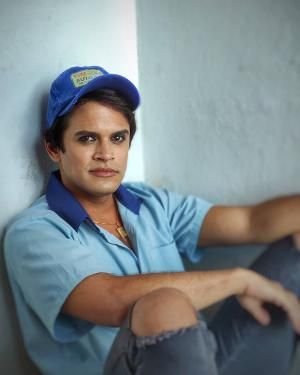 Lui Vizotto Vem Sendo Destaque Na Série 'Auto Posto'  Image