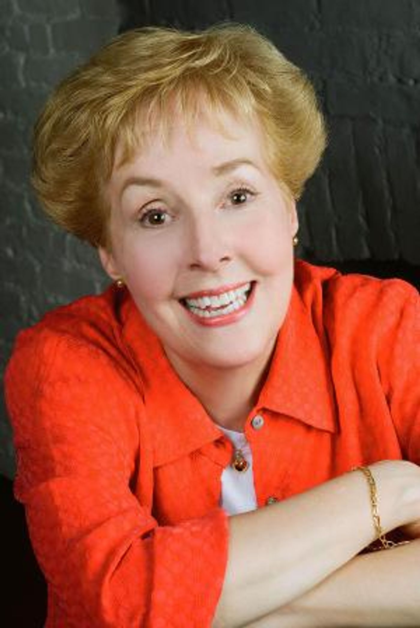 Dramatists Guild Foundation Honors Bess Wohl With First-Ever Georgia Engel Comedy Playwriting Prize  Image