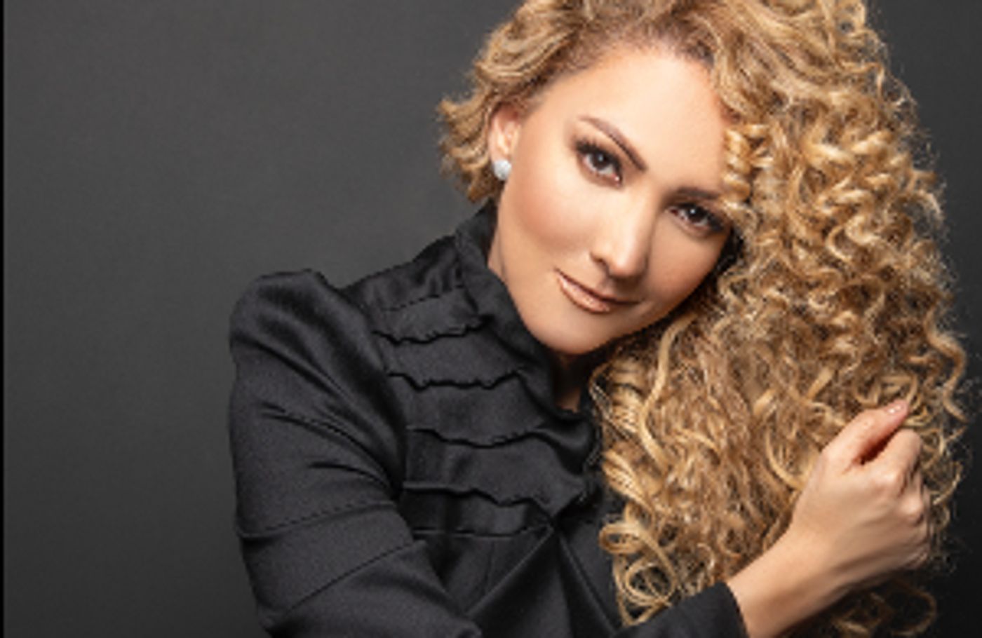 The Panamanian Artist Behind 'Despacito' Gets Intimate In New Video  Image