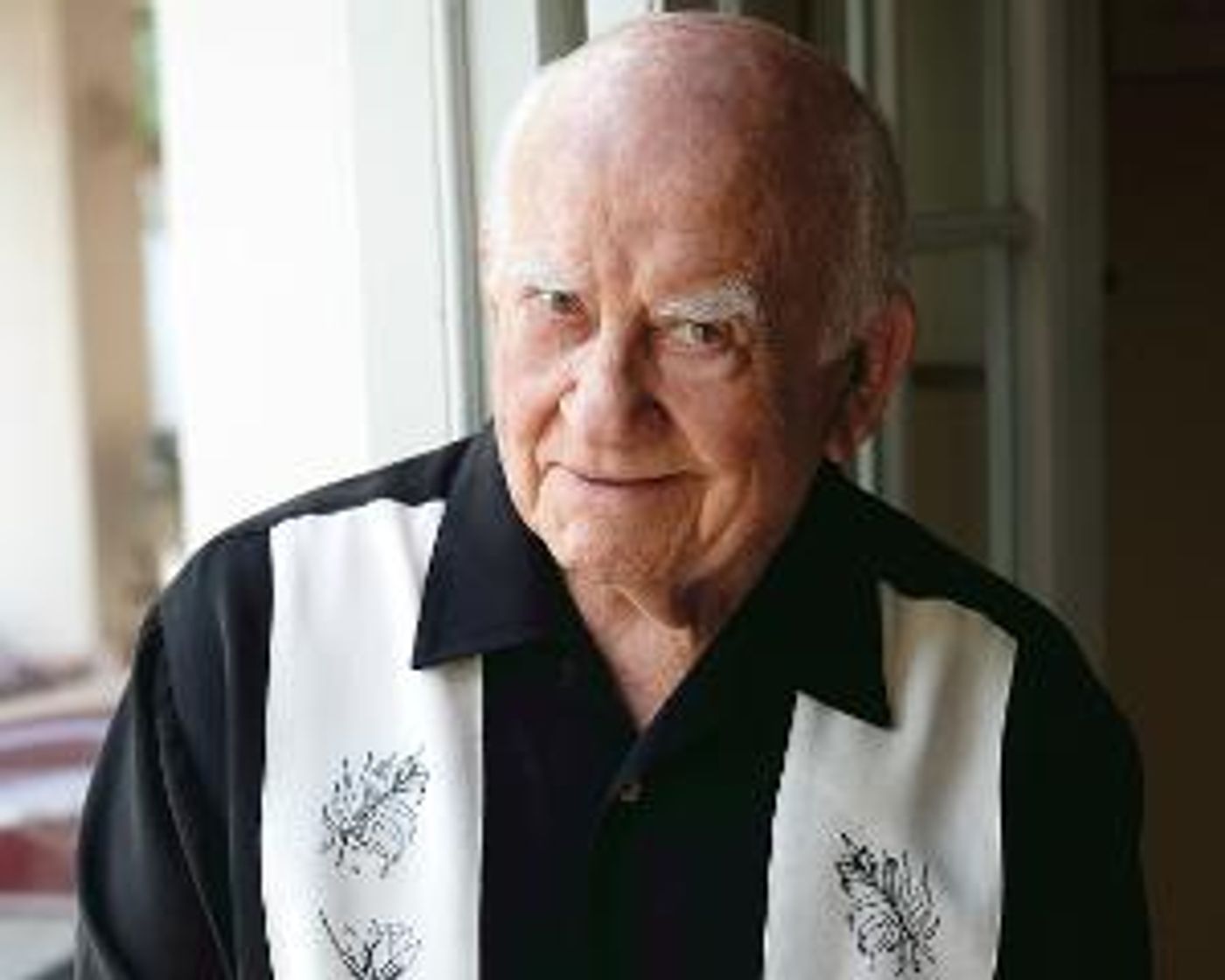 Ed Asner Stars In New Online Theatrical Production  Image