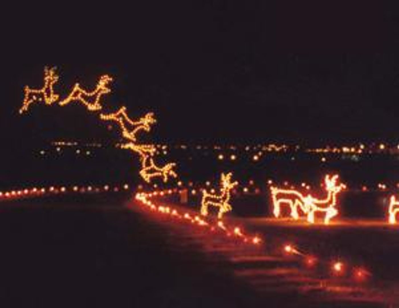 The Grand Announces Winter In Wilmington Drive-Thru Holiday Light Show  Image