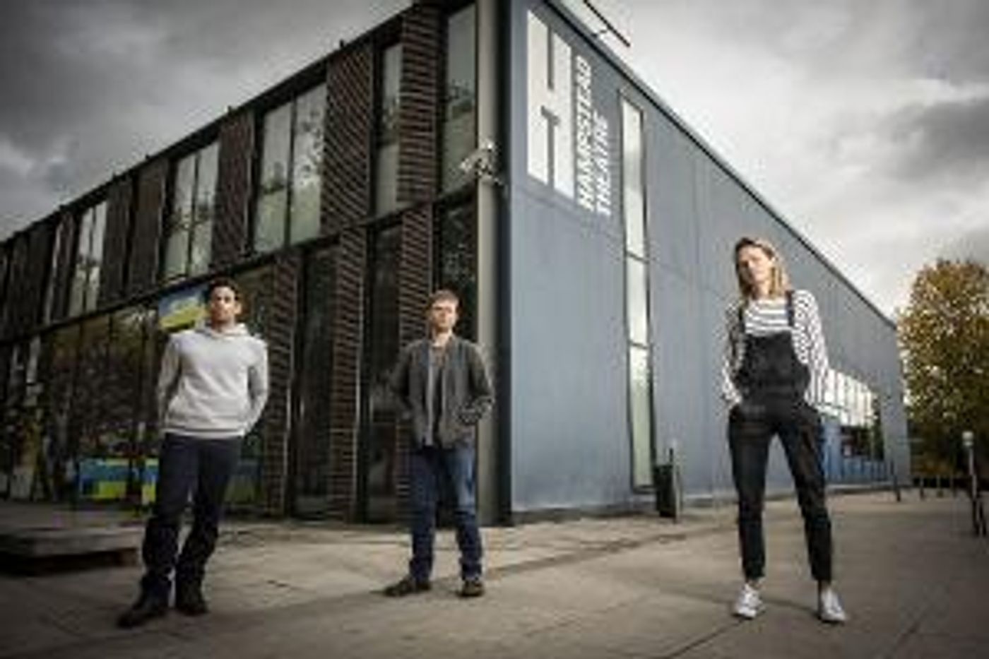 Hampstead Theatre Announces Casting and Extension For THE DUMB WAITER  Image