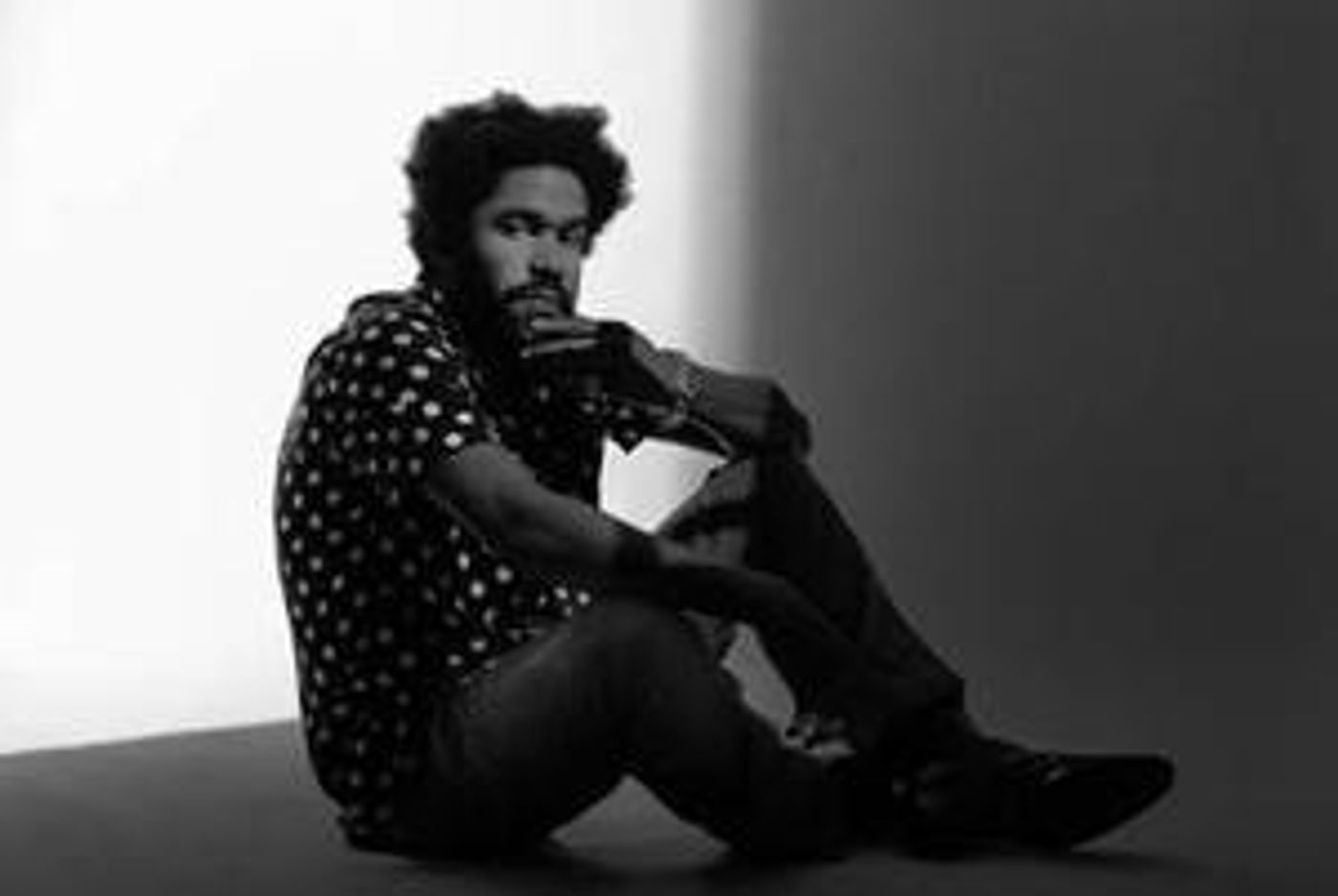 Former London Souls Frontman Tash Neal Releases Debut Solo Single  Image