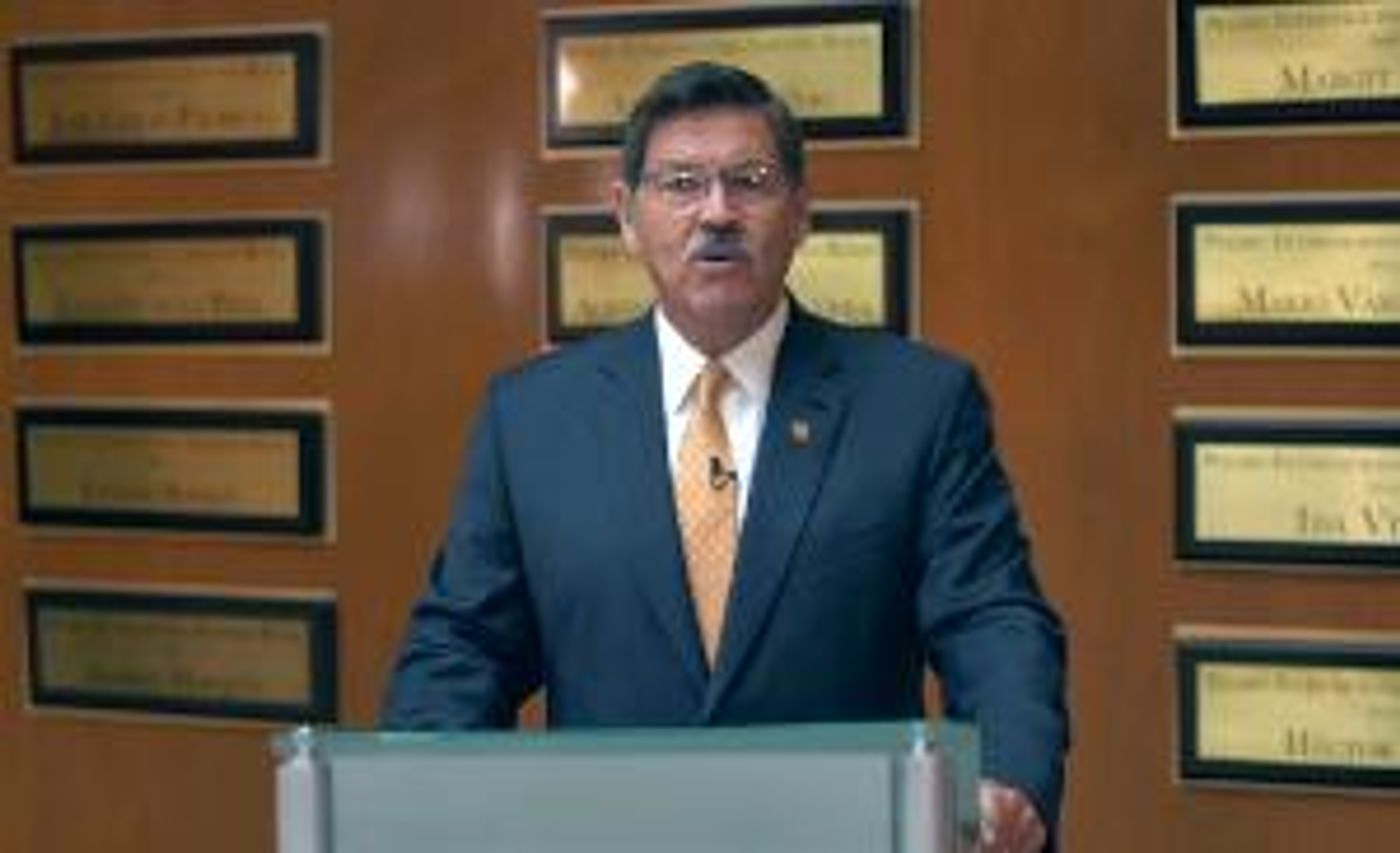 El Escritor Y Filólogo Carlos García Gual Recibió En Forma Virtual El Premio Internacional Alfonso Reyes 2020  Image