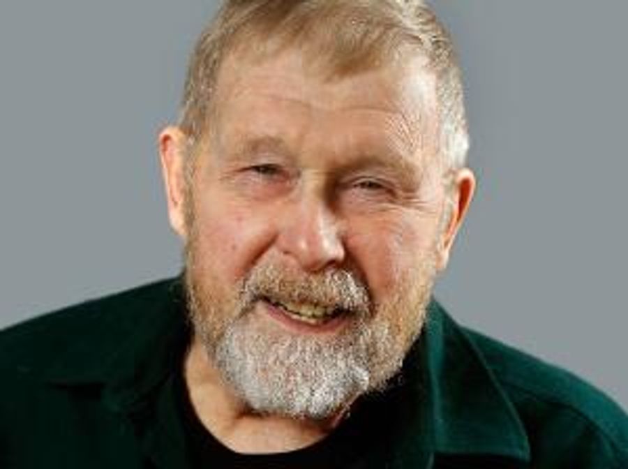 Willem Lange in A CHRISTMAS CAROL Announced At Lost Nation Theater Image