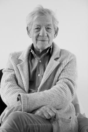 Laura Linney, Ian McKellen, Andrew Scott and Bellina Logan Nominated for 2020 United Solo Special Award Laura Linney, Ian McKellen, Andrew Scott and Bellina Logan Nominated for 2020 United Solo Special Award Image